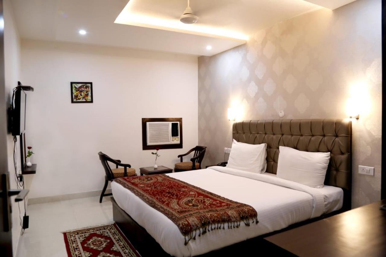 Fabhotel Idea Inn Agra  Exteriör bild