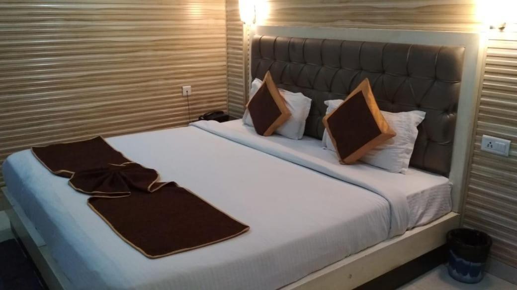 Fabhotel Idea Inn Agra  Exteriör bild