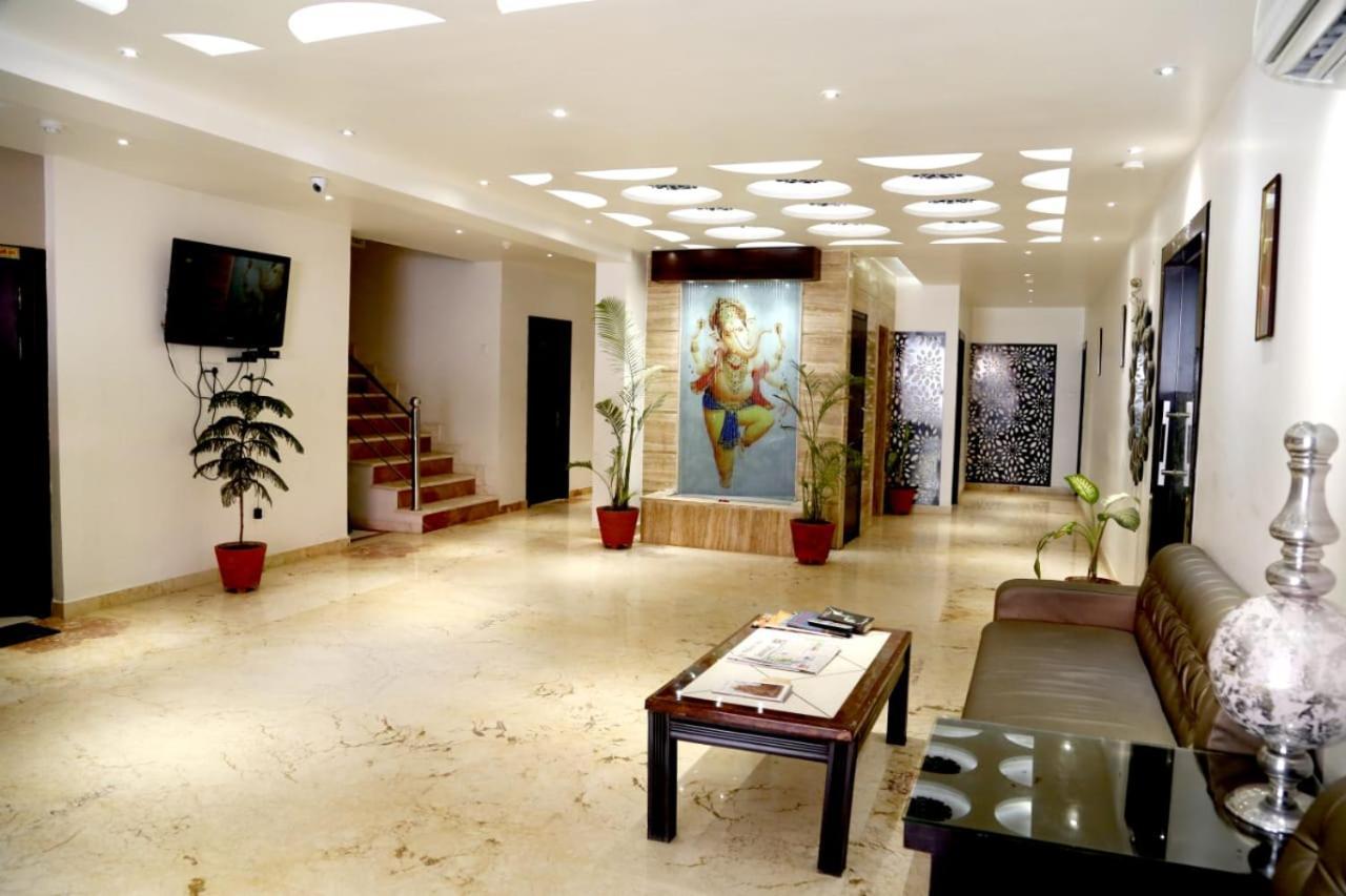 Fabhotel Idea Inn Agra  Exteriör bild