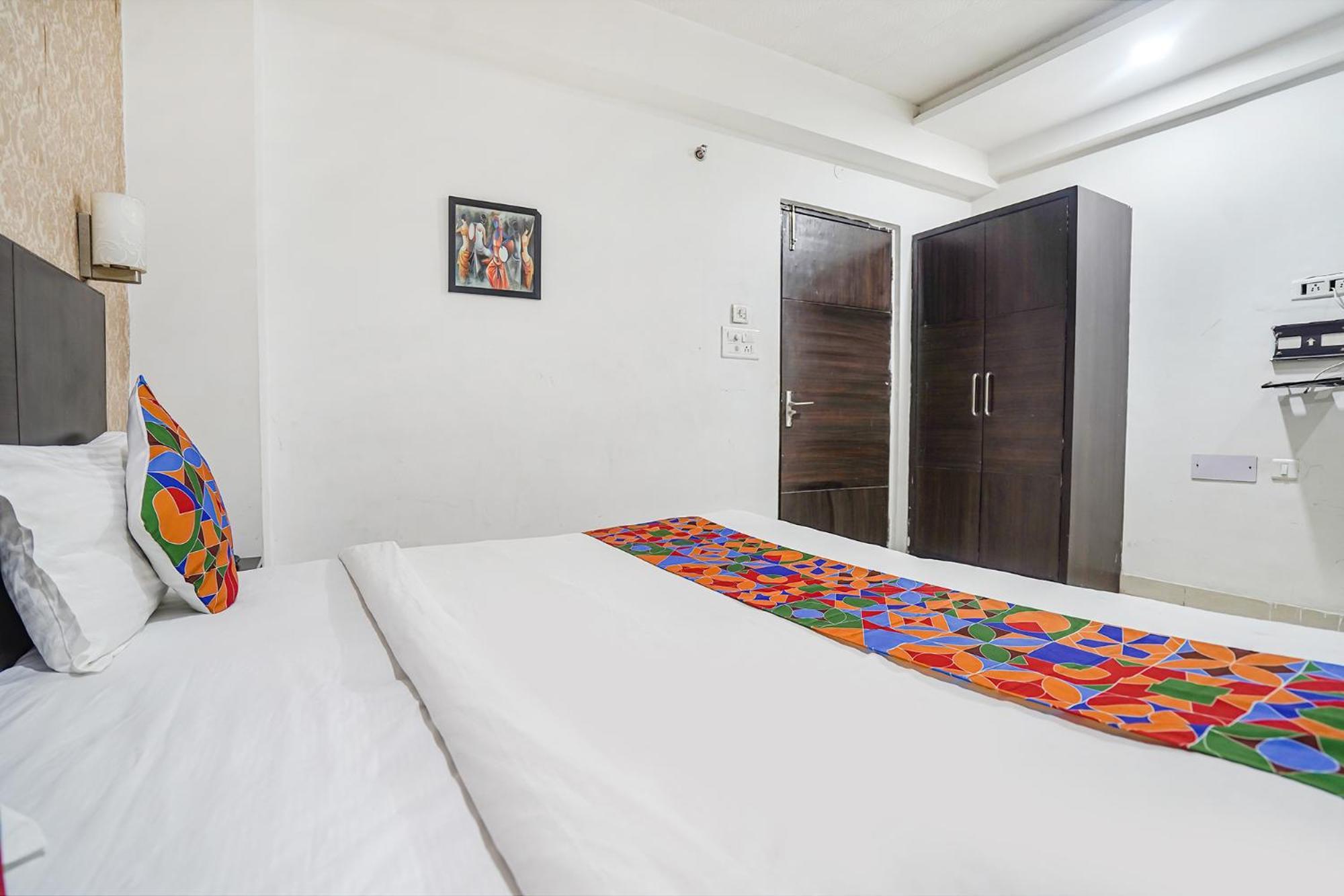 Fabhotel Idea Inn Agra  Exteriör bild
